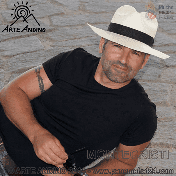 Un homme avec un chapeau.